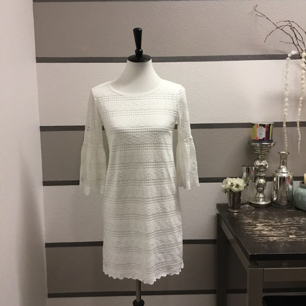 Ella Moon-White Lace Dress